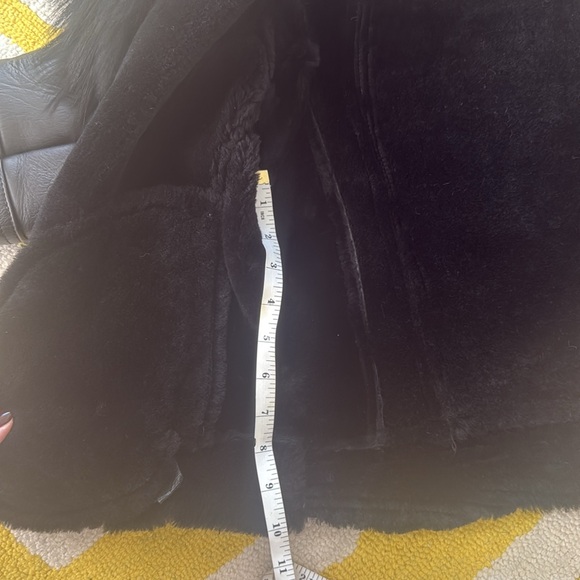 Stunning Leather Moto Jacket with Shearling and Fur - Picture 7 of 11